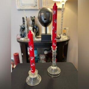 Vintage 1985 Avon Gift Collection red 10.5” tapers w/pinecone designs, unburned.
